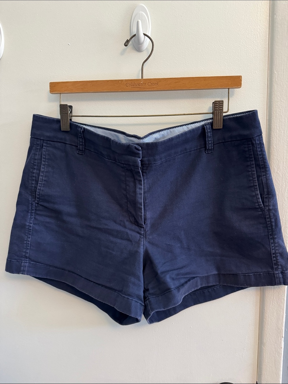 GUC JCrew Women's Classic Navy Cotton Chino Shorts.  Size 12.